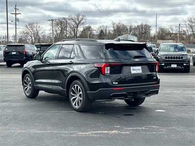 2025 Ford Explorer, $44803. Photo 7