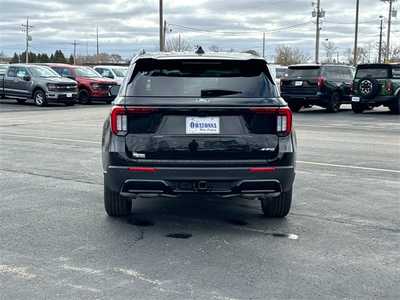 2025 Ford Explorer, $44803. Photo 8