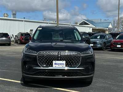 2025 Lincoln Aviator, $56343. Photo 2