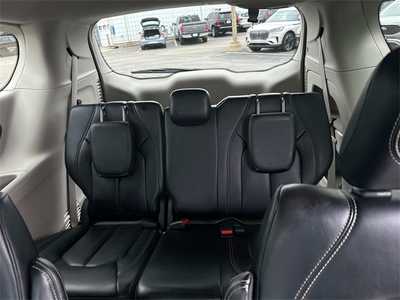 2023 Chrysler Pacifica, $23999. Photo 11