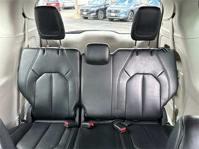 2023 Chrysler Pacifica, $23499. Photo 11
