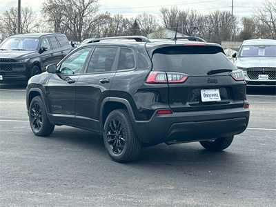 2023 Jeep Cherokee, $25499. Photo 4