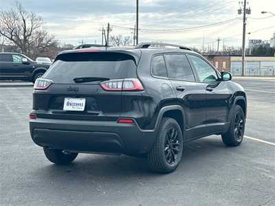2023 Jeep Cherokee, $25499. Photo 5