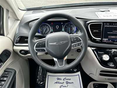 2023 Chrysler Pacifica, $23999. Photo 12