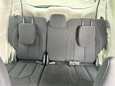 2023 Chrysler Voyager, $22999. Photo 11