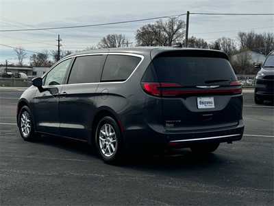 2023 Chrysler Pacifica, $23999. Photo 4