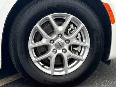 2023 Chrysler Pacifica, $23999. Photo 7