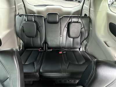 2023 Chrysler Pacifica, $23999. Photo 11