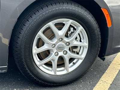 2023 Chrysler Pacifica, $23999. Photo 7