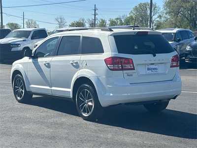 2018 Dodge Journey, $10999. Photo 4