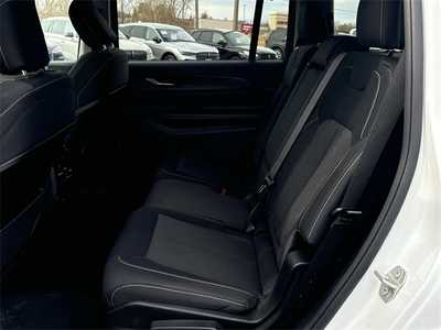 2023 Jeep Grand Cherokee L, $28999. Photo 10