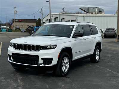 2023 Jeep Grand Cherokee L, $28999. Photo 2