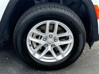 2023 Jeep Grand Cherokee L, $28999. Photo 7