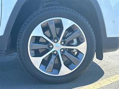 2022 Jeep Cherokee, $26999. Photo 7