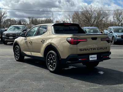 2023 Hyundai Santa Cruz, $28499. Photo 4