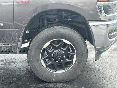 2025 RAM 3500 Crew Cab, $77452. Photo 9