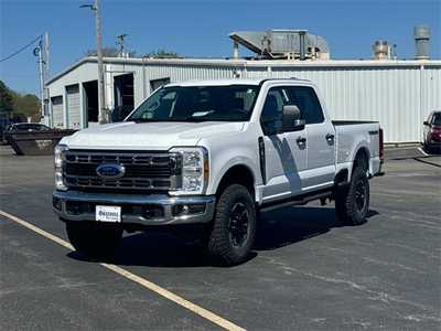 2025 Ford F350 Crew Cab, $61876. Photo 4