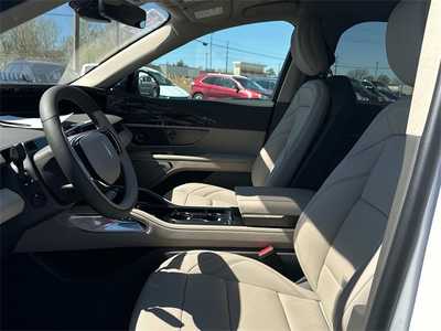2025 Lincoln Nautilus, $54943. Photo 11
