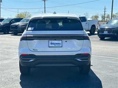 2025 Lincoln Nautilus, $54943. Photo 6