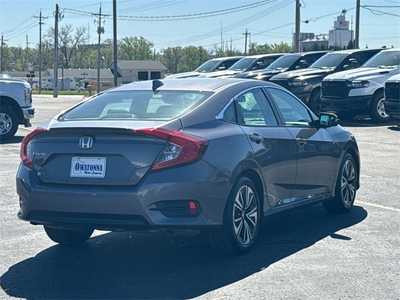 2016 Honda Civic, $17999. Photo 5