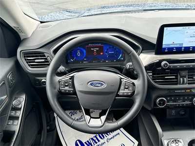 2022 Ford Escape, $26999. Photo 12