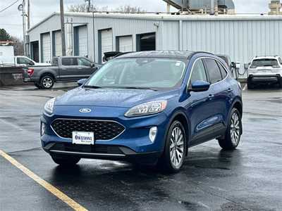 2022 Ford Escape, $26999. Photo 2