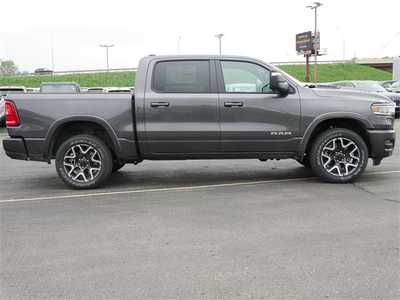 2025 RAM 1500 Crew Cab, $59638. Photo 6