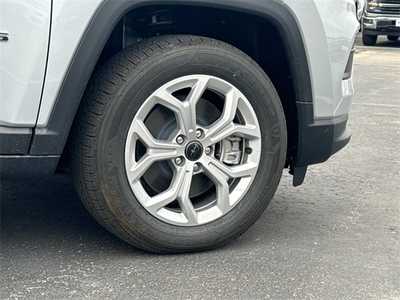 2025 Jeep Compass, $. Photo 12