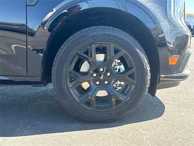 2025 Ford Maverick, $36341. Photo 12
