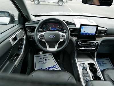 2023 Ford Explorer, $33999. Photo 9