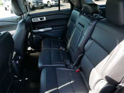 2023 Ford Explorer, $34999. Photo 7