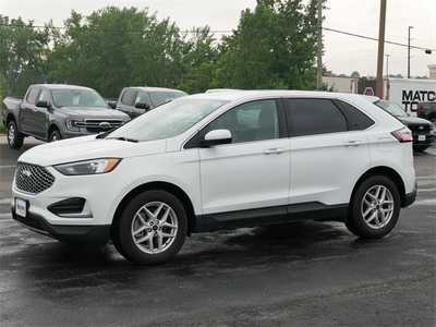 2024 Ford Edge, $26999. Photo 2