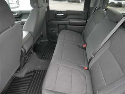 2021 Chevrolet 3500 Crew Cab, $37999. Photo 7