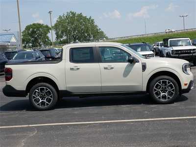 2025 Ford Maverick, $38630. Photo 8