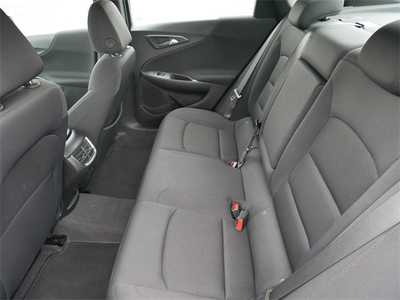2023 Chevrolet Malibu, $18999. Photo 7