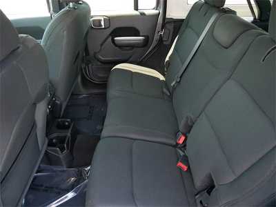 2020 Jeep Wrangler Unlimited, $23999. Photo 7