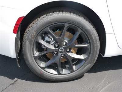 2025 Chrysler Pacifica, $51200. Photo 9