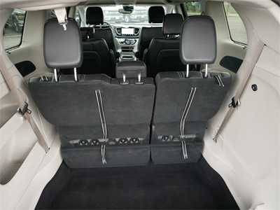 2022 Chrysler Pacifica, $22999. Photo 5