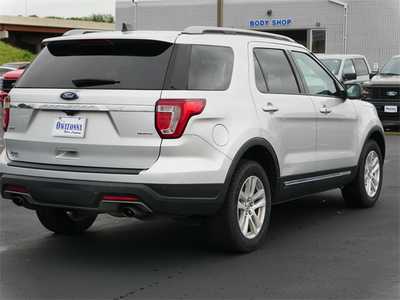 2018 Ford Explorer, $17499. Photo 4