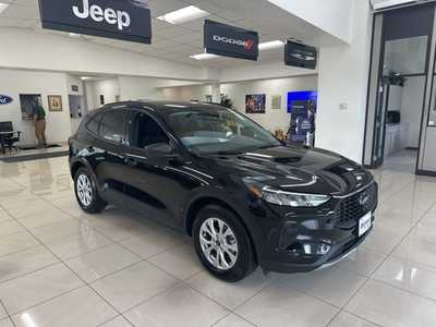 2025 Ford Escape, $28503. Photo 1
