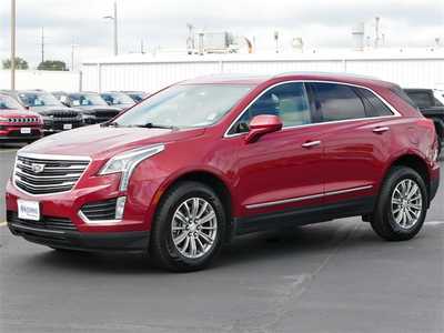 2019 Cadillac XT5, $19999. Photo 2