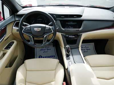 2019 Cadillac XT5, $19999. Photo 9