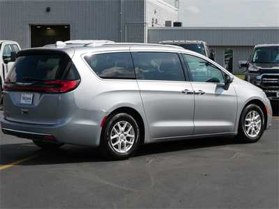 2021 Chrysler Pacifica, $17499. Photo 4