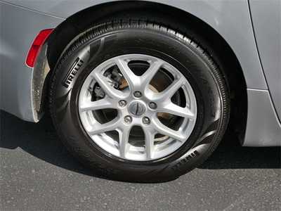 2021 Chrysler Pacifica, $17499. Photo 5
