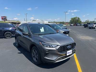 2025 Ford Escape, $31072. Photo 1