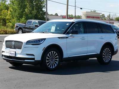 2022 Lincoln Aviator, $39999. Photo 2