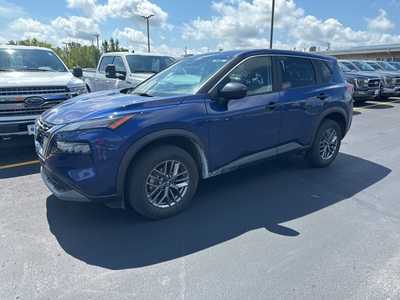 2023 Nissan Rogue, $21999. Photo 1