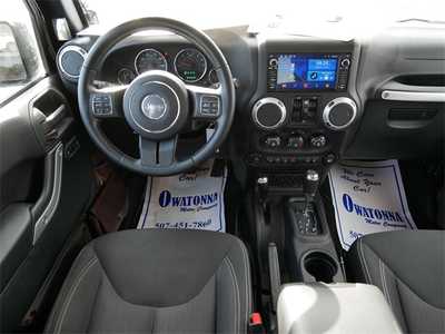 2015 Jeep Wrangler Unlimited, $19999. Photo 9