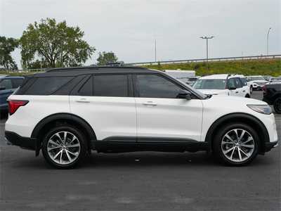 2025 Ford Explorer, $56999. Photo 8