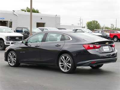 2023 Chevrolet Malibu, $17999. Photo 3
